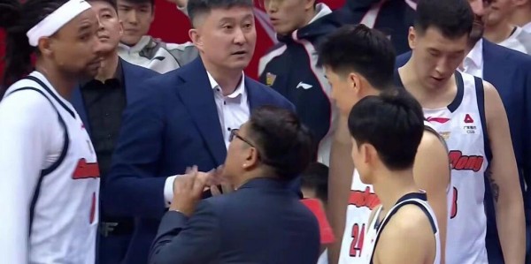 CBA季后赛格局明朗！广东北京争夺四强 最后一个季后赛名额三选一